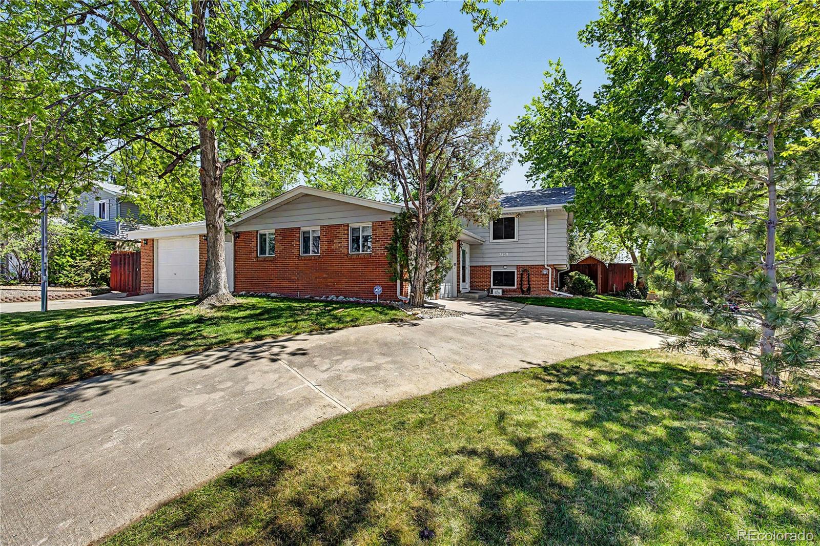 MLS Image #1 for 2450 s jamaica street,aurora, Colorado