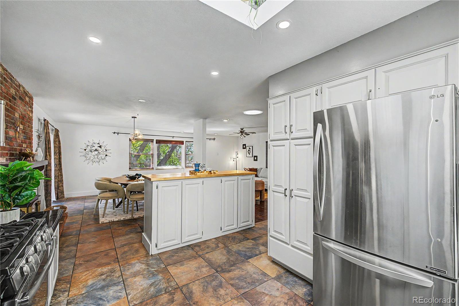 MLS Image #13 for 2450 s jamaica street,aurora, Colorado