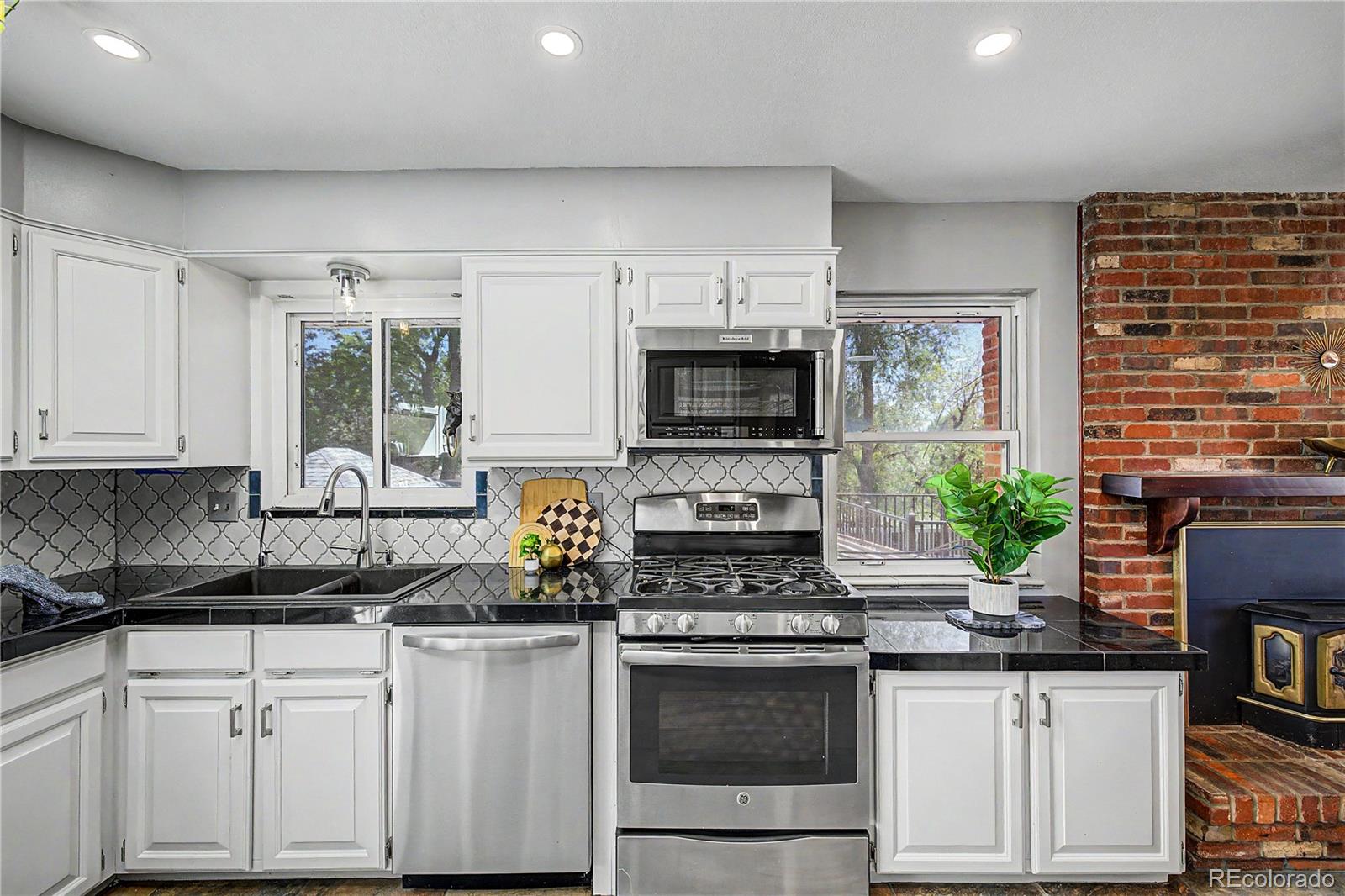 MLS Image #14 for 2450 s jamaica street,aurora, Colorado