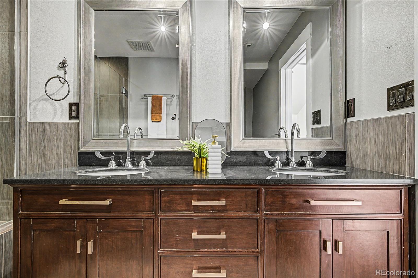 MLS Image #24 for 2450 s jamaica street,aurora, Colorado