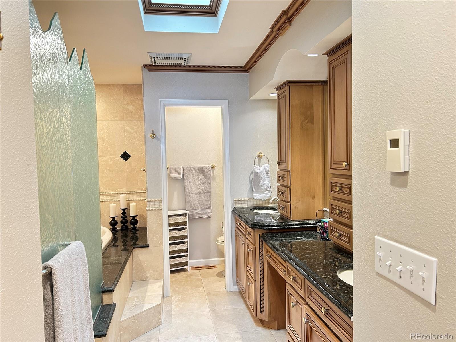 MLS Image #24 for 4530 s verbena street,denver, Colorado