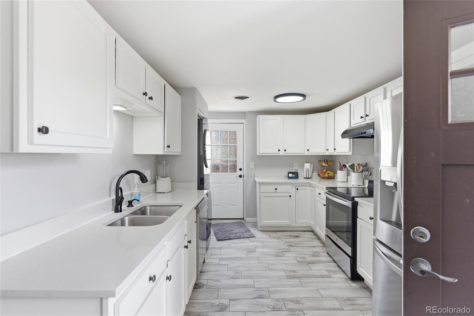 MLS Image #5 for 5315 w shirley place,lakewood, Colorado