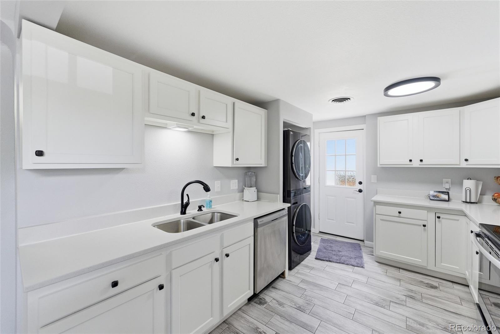 MLS Image #6 for 5315 w shirley place,lakewood, Colorado