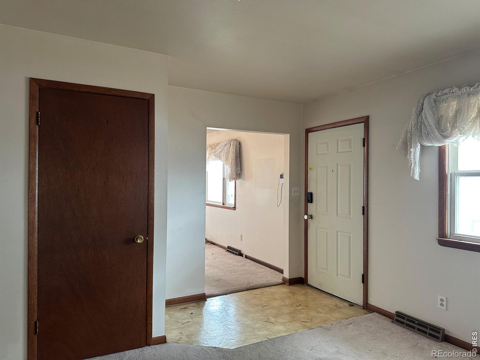 MLS Image #11 for 9735  county road 7 ,longmont, Colorado
