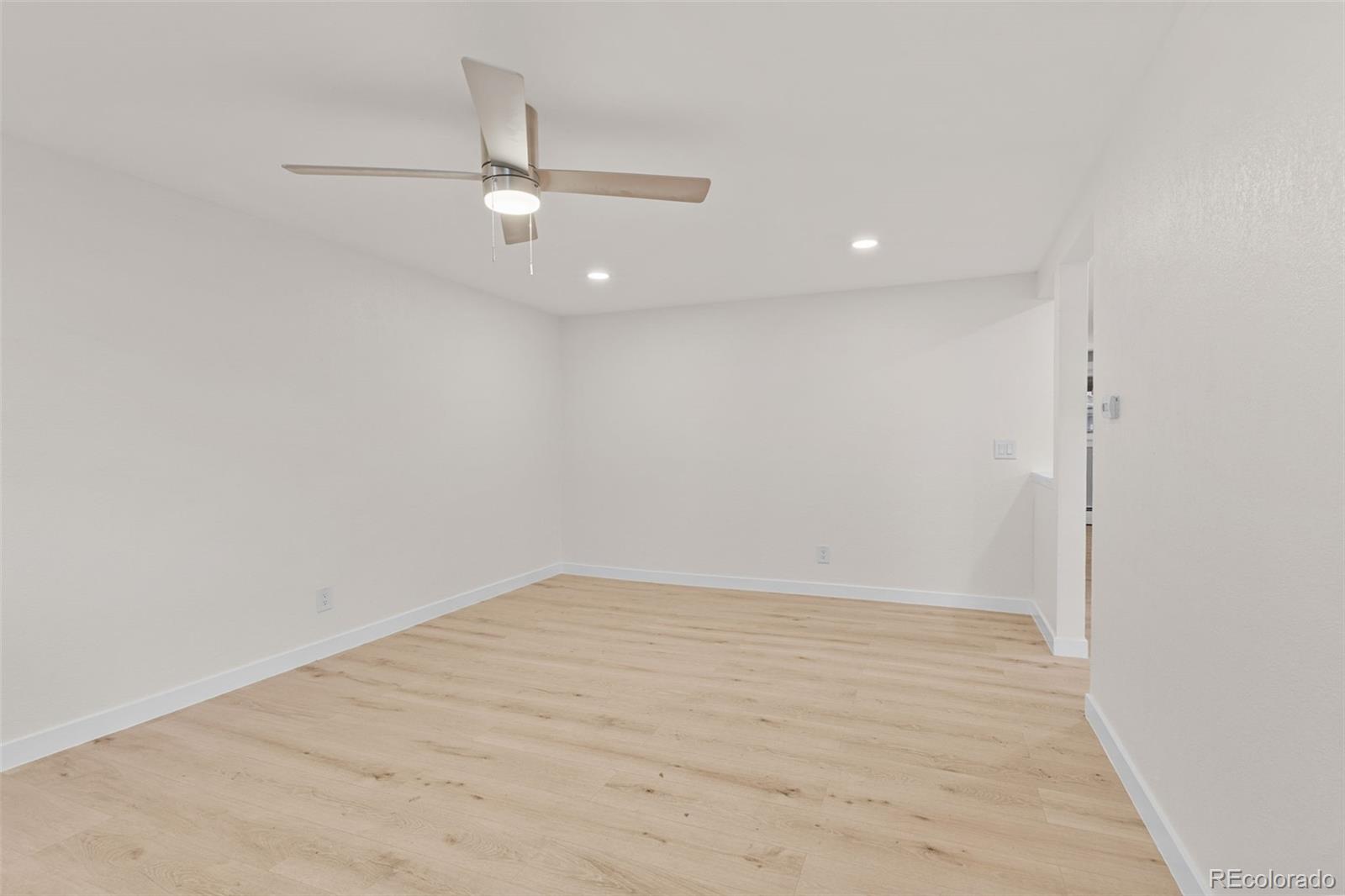 MLS Image #6 for 6504 w 14th avenue,lakewood, Colorado