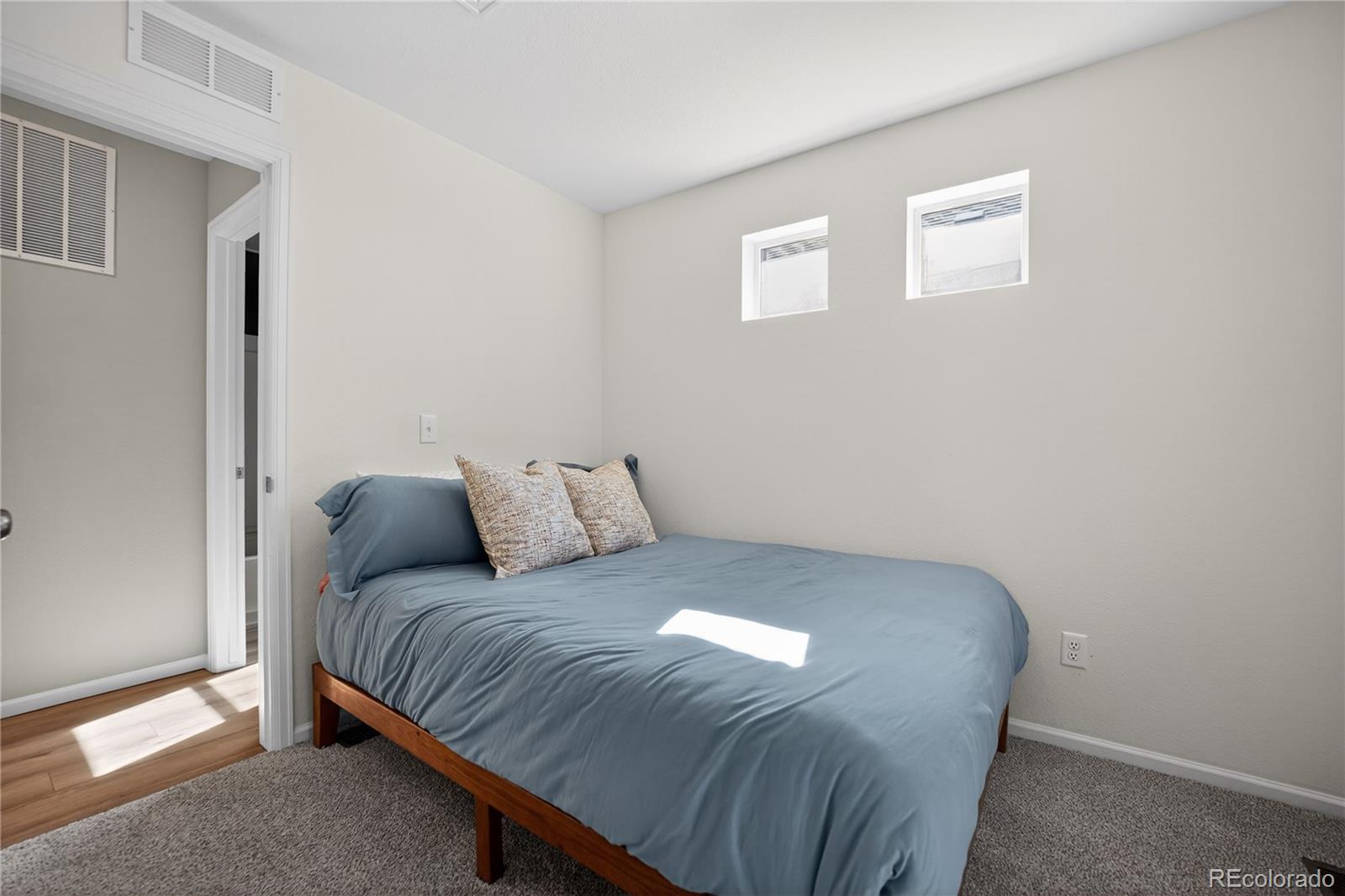 MLS Image #20 for 18057 e 51st avenue,denver, Colorado