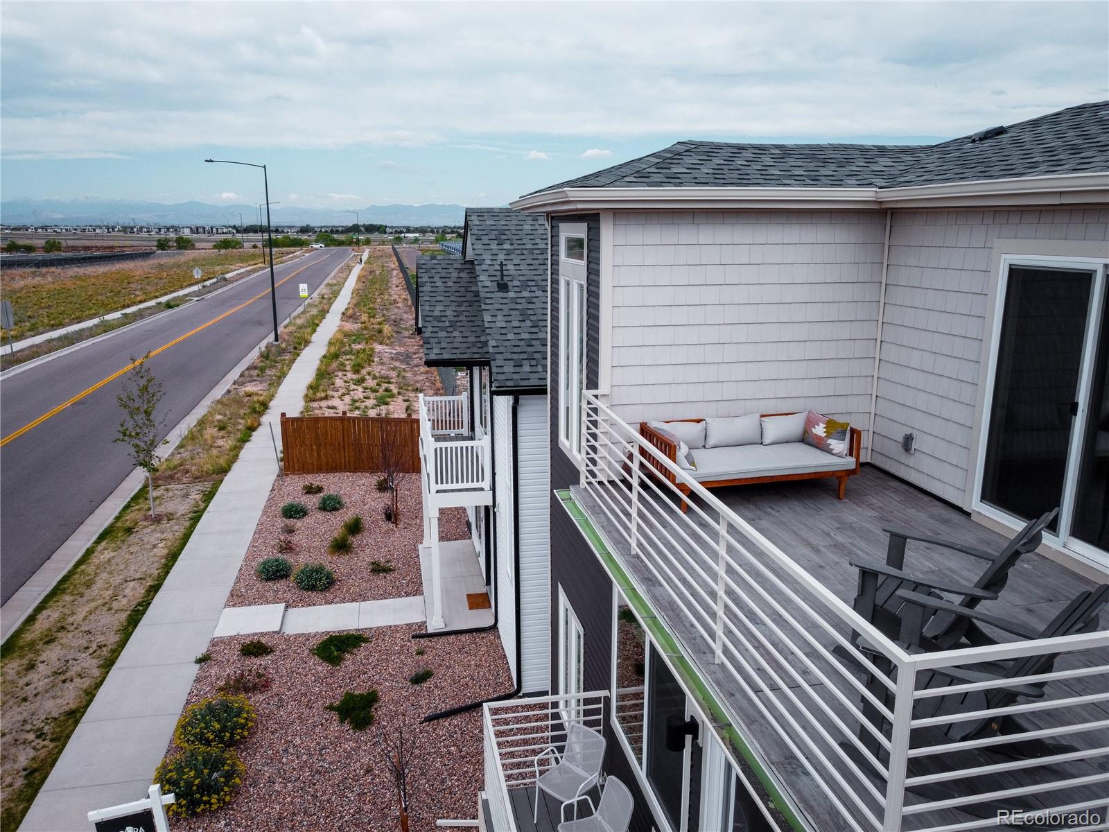 MLS Image #29 for 18057 e 51st avenue,denver, Colorado