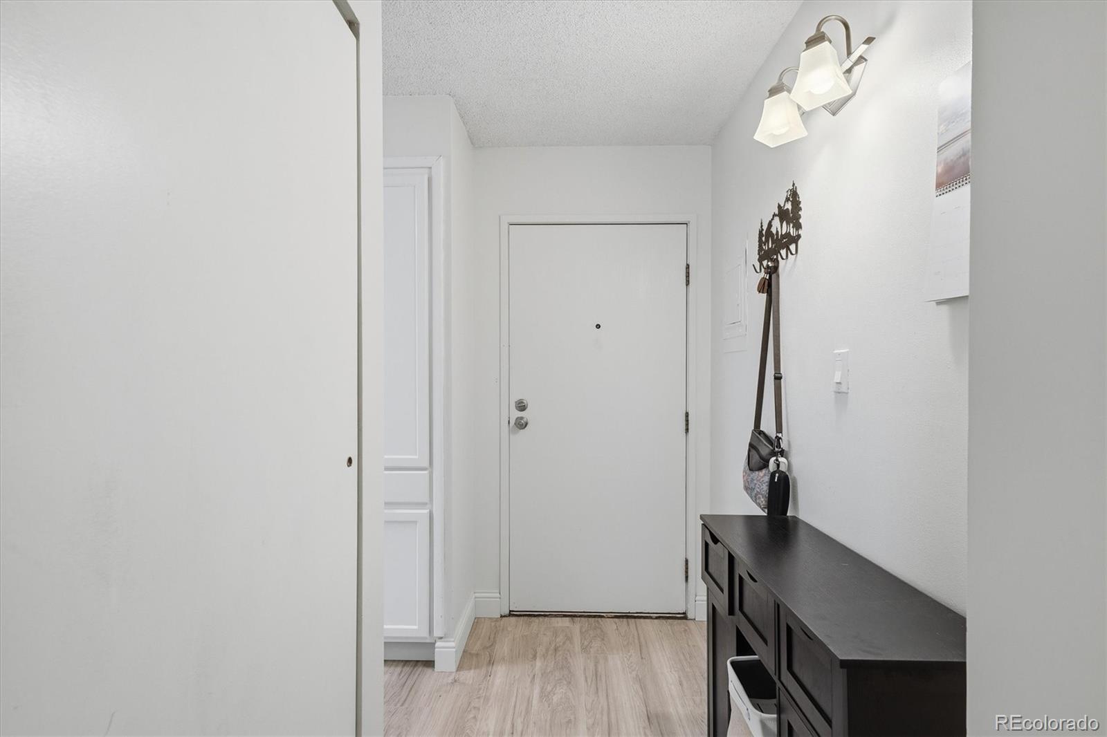 MLS Image #11 for 3470 s poplar street 209,denver, Colorado
