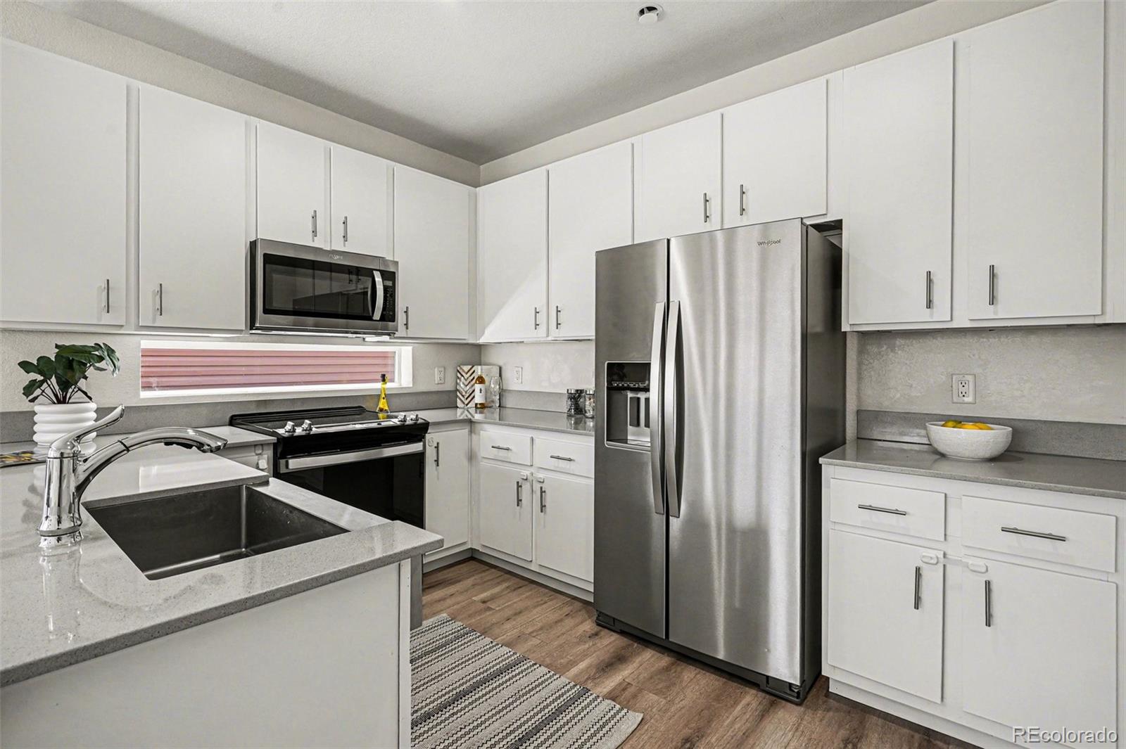 MLS Image #11 for 5059 n walden way,denver, Colorado
