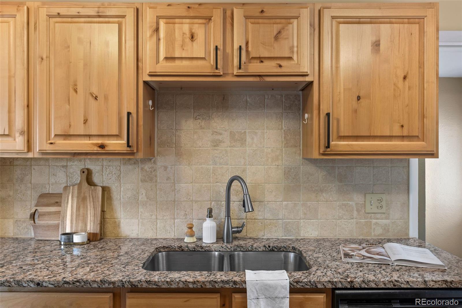 MLS Image #20 for 2631 s newton street,denver, Colorado