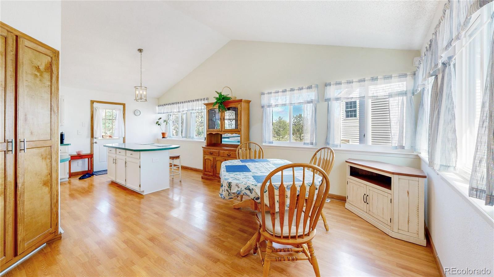 MLS Image #2 for 3663 s flanders street,aurora, Colorado