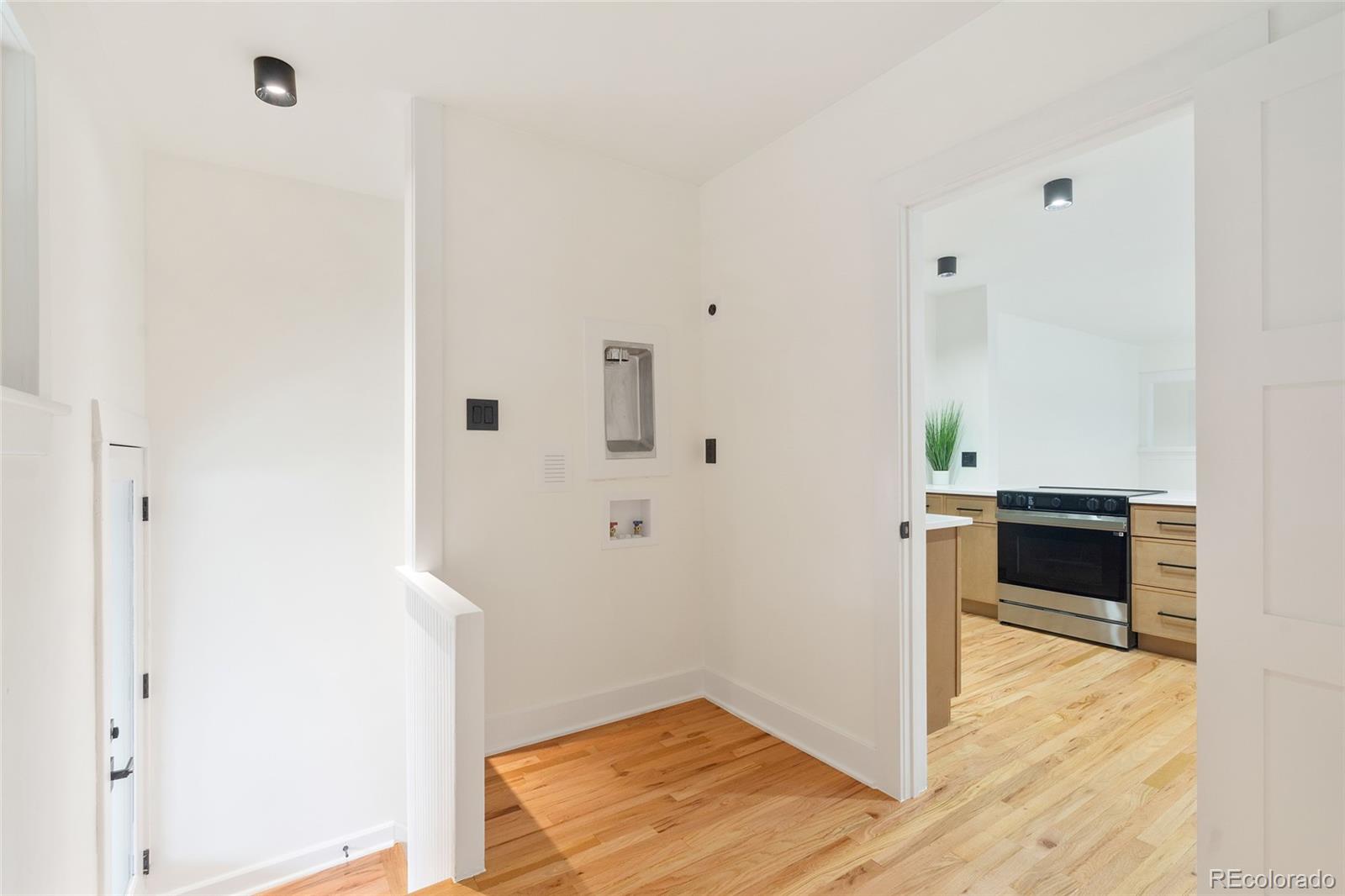 MLS Image #11 for 3351 n gaylord street,denver, Colorado