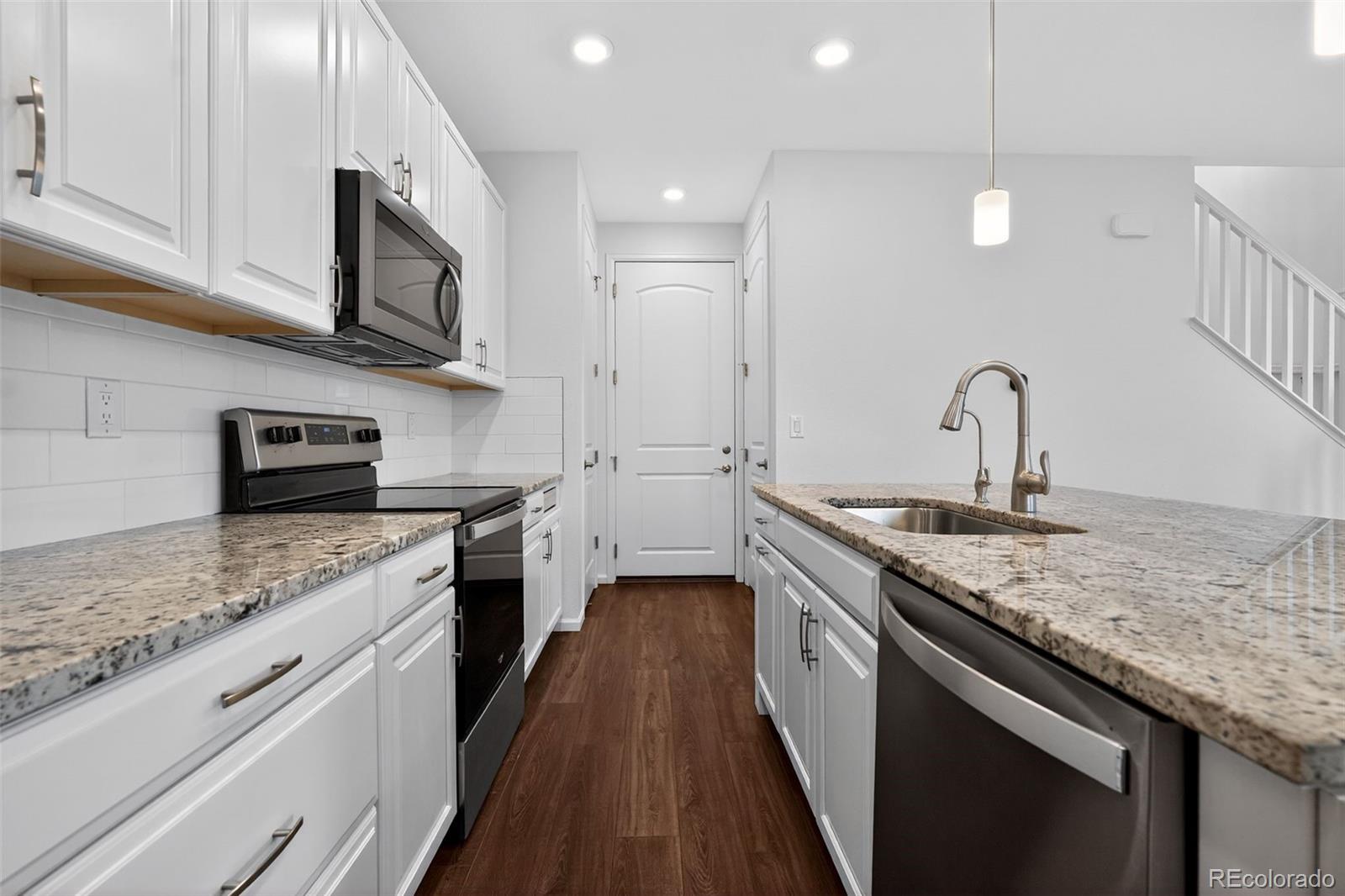 MLS Image #10 for 6050 n netherland court,aurora, Colorado