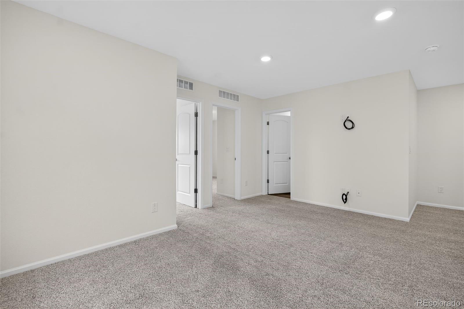 MLS Image #12 for 6050 n netherland court,aurora, Colorado