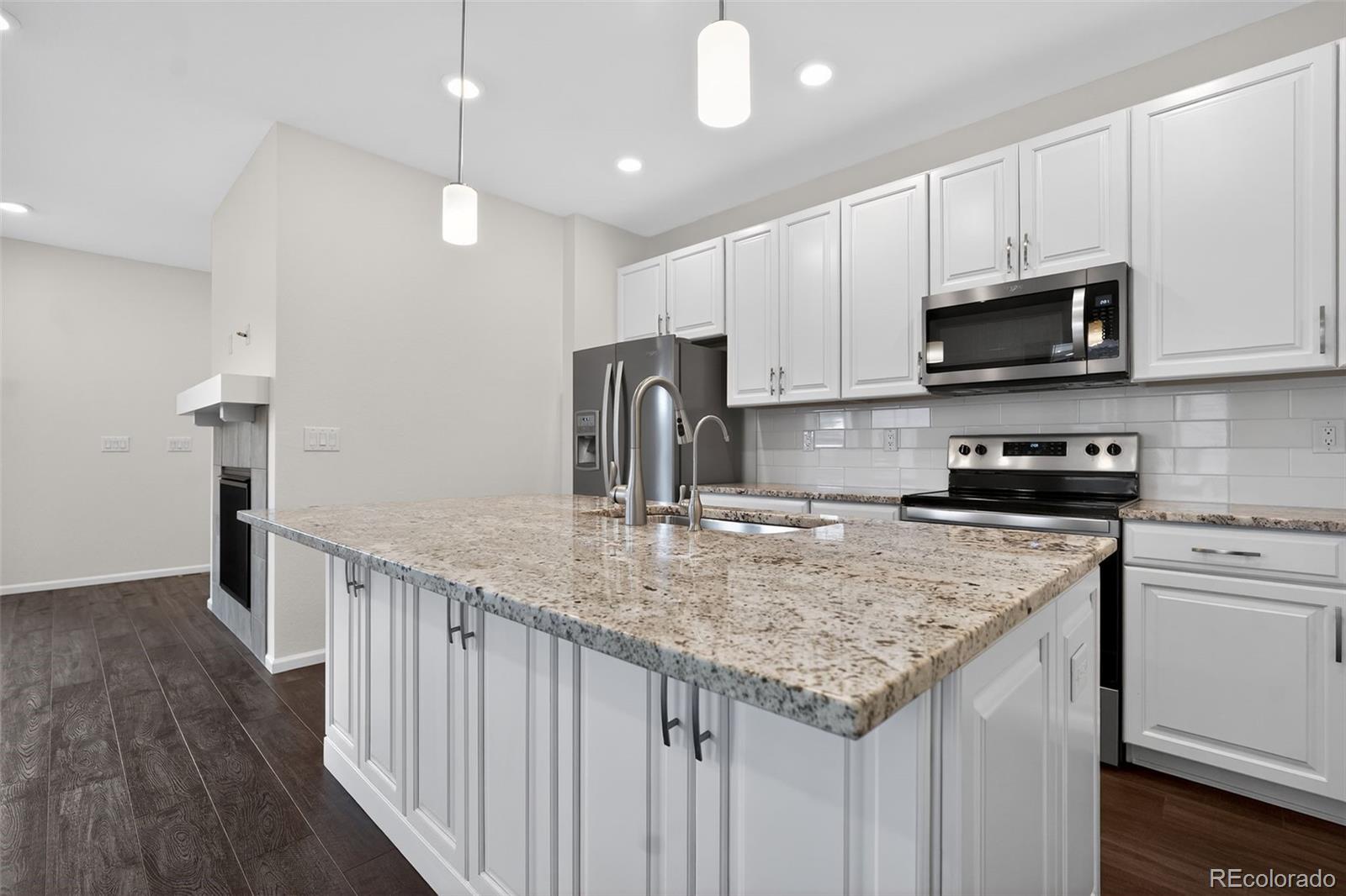 MLS Image #9 for 6050 n netherland court,aurora, Colorado