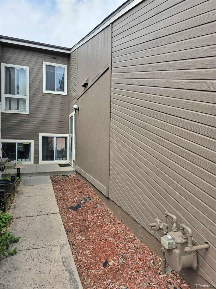 MLS Image #2 for 6927 s bryant street,littleton, Colorado