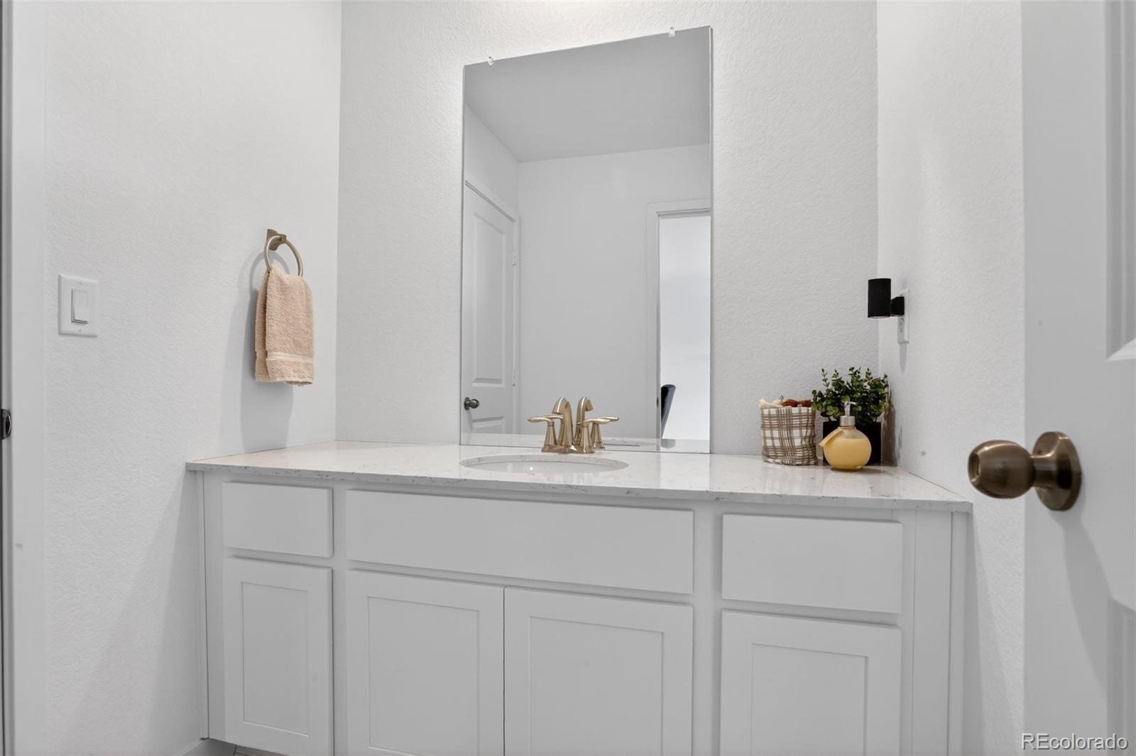 MLS Image #33 for 16348  saint paul street,thornton, Colorado