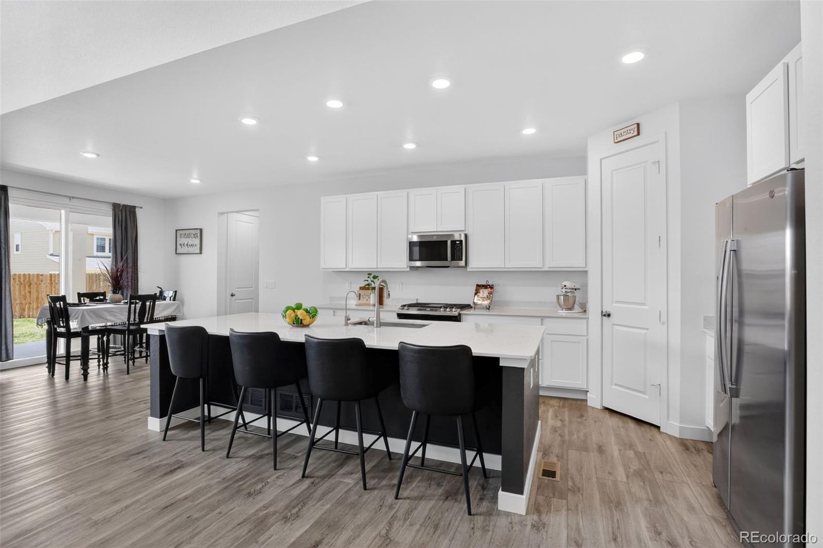 MLS Image #6 for 16348  saint paul street,thornton, Colorado