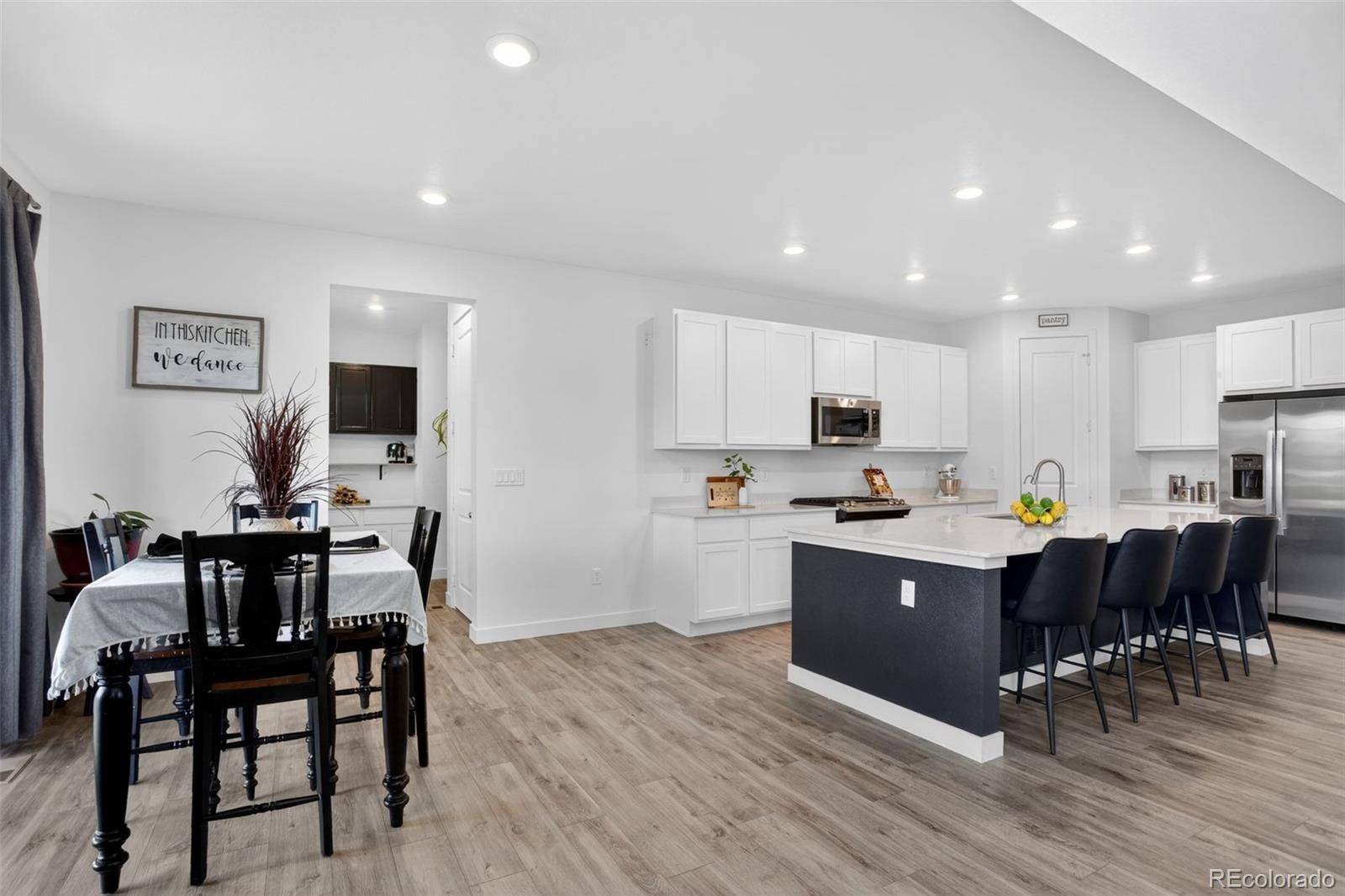 MLS Image #7 for 16348  saint paul street,thornton, Colorado