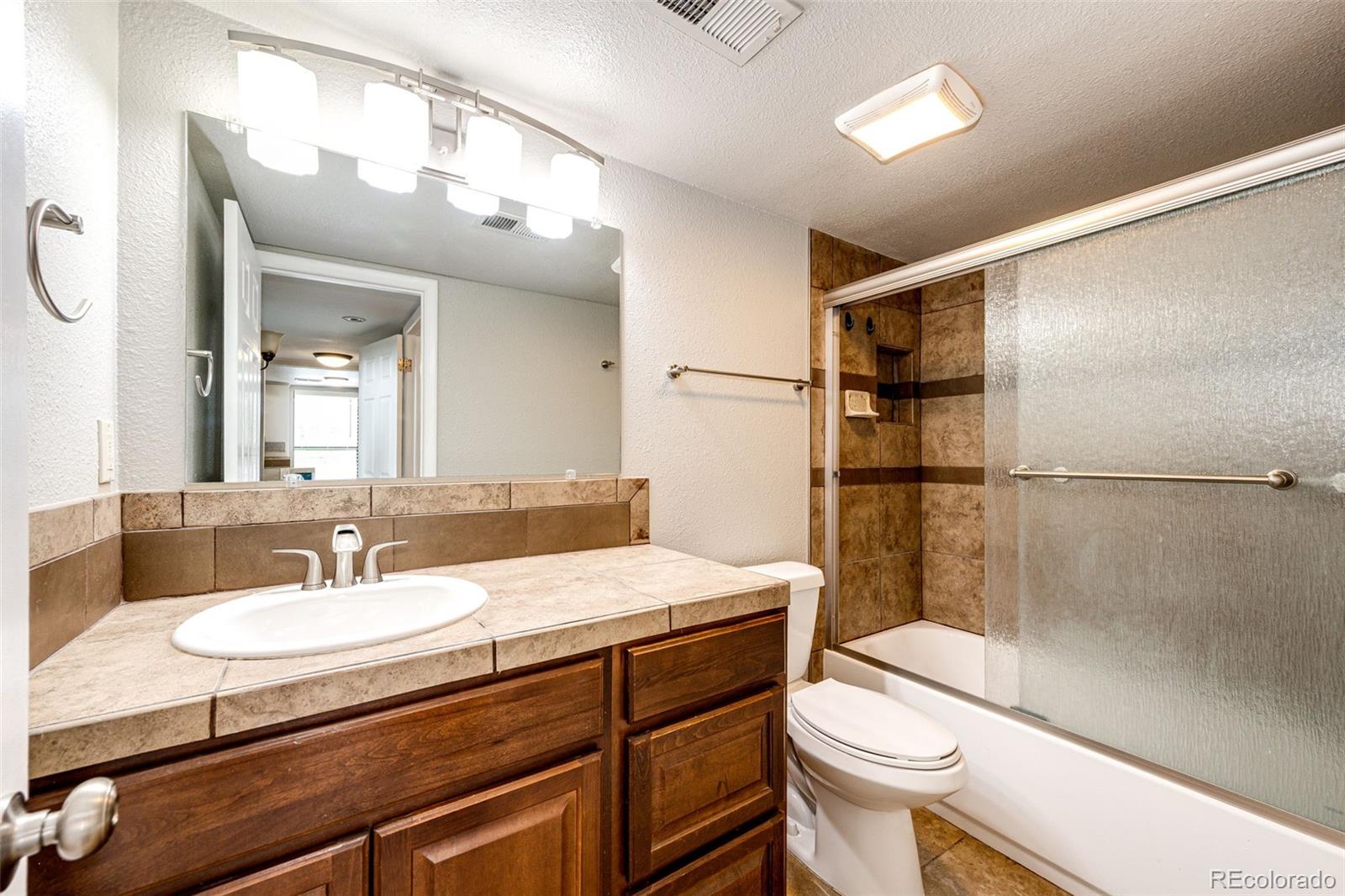 MLS Image #10 for 9837 e peakview avenue,englewood, Colorado