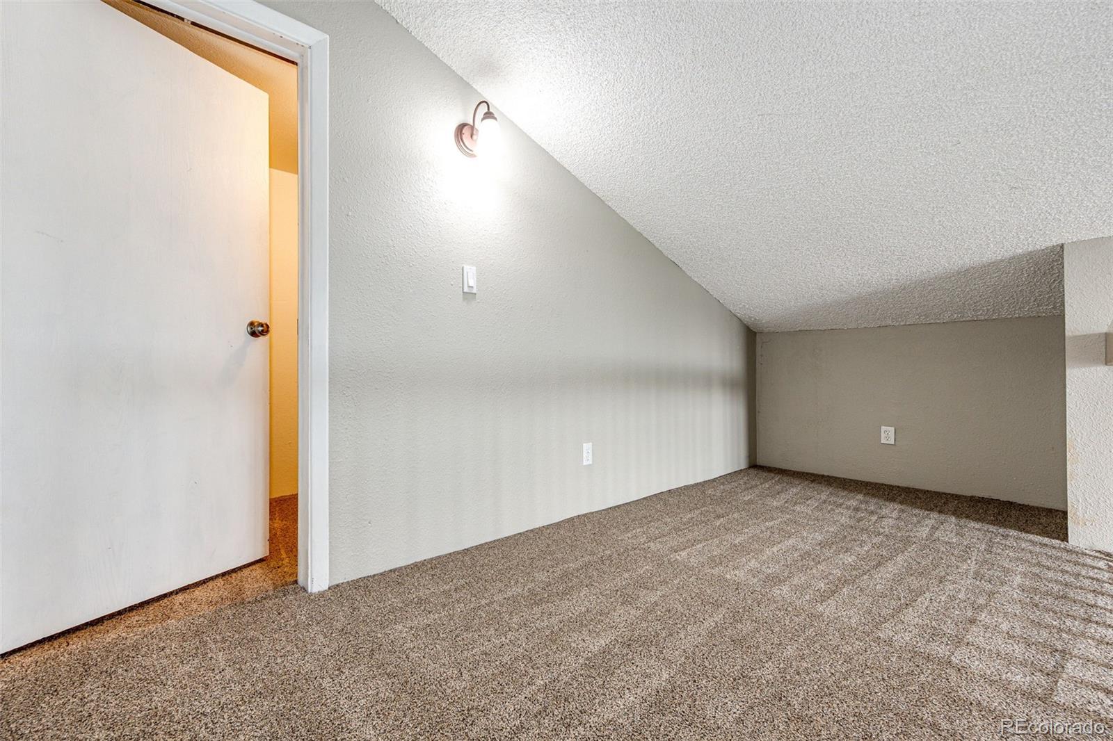 MLS Image #15 for 9837 e peakview avenue,englewood, Colorado