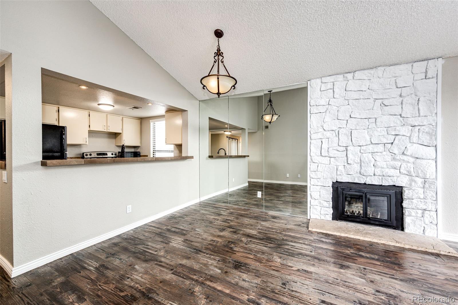 MLS Image #7 for 9837 e peakview avenue,englewood, Colorado