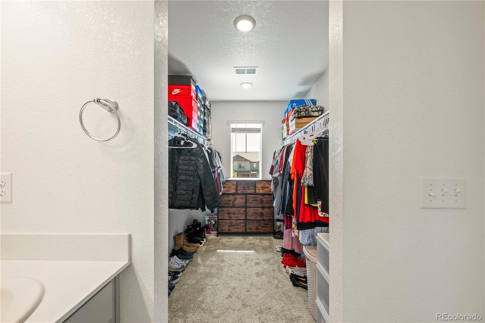 MLS Image #18 for 20941 e 60th avenue,aurora, Colorado