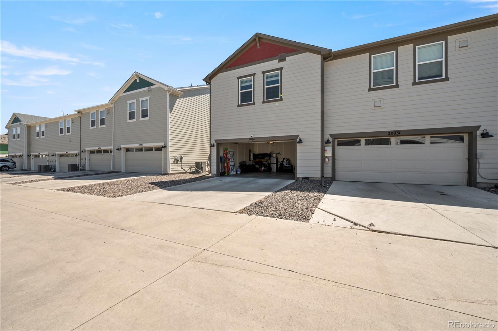 MLS Image #24 for 20941 e 60th avenue,aurora, Colorado