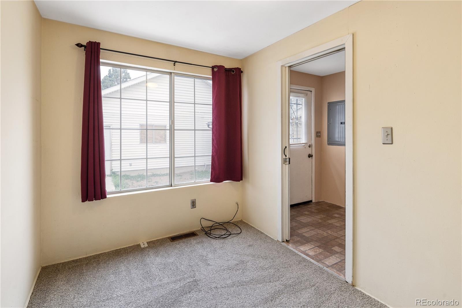 MLS Image #13 for 2233 s fox street,denver, Colorado