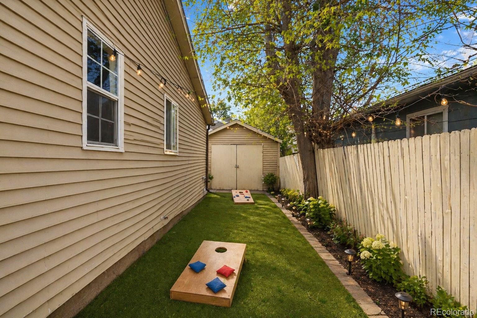 MLS Image #14 for 2233 s fox street,denver, Colorado