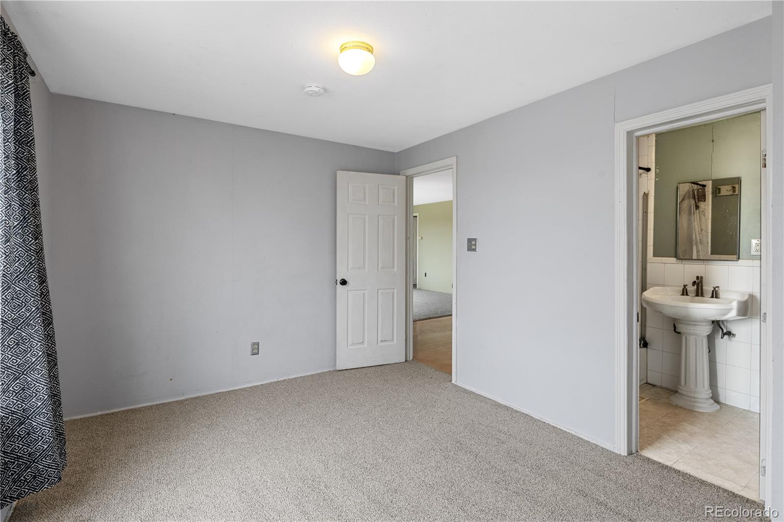 MLS Image #8 for 2233 s fox street,denver, Colorado