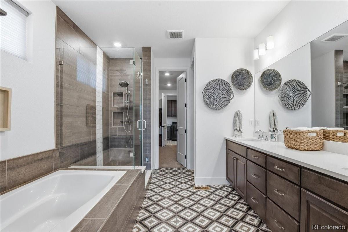 MLS Image #22 for 9252  star streak circle,littleton, Colorado