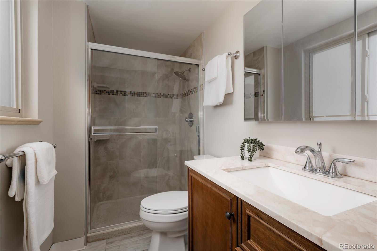 MLS Image #12 for 6790 e exposition avenue,denver, Colorado