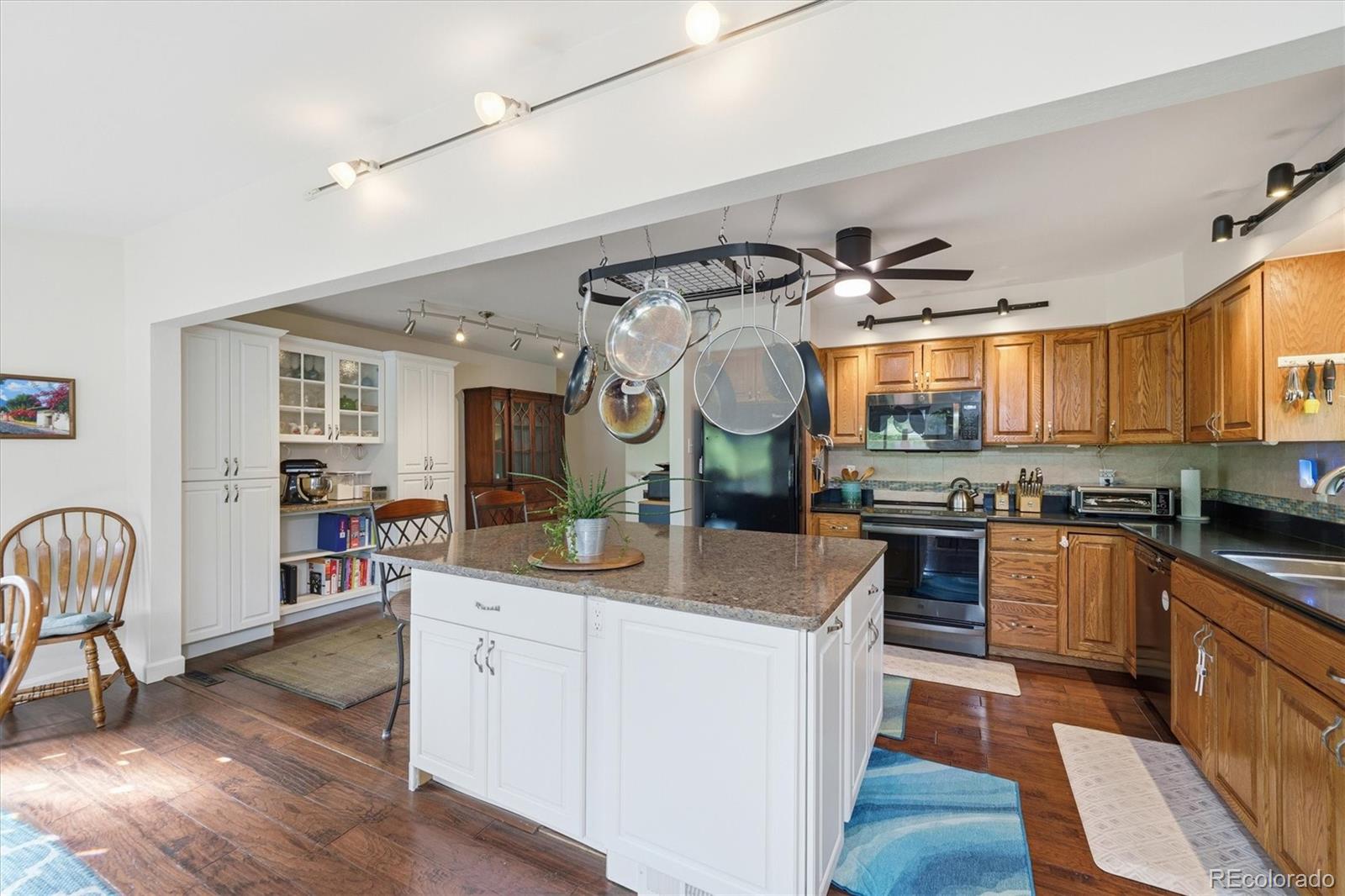 MLS Image #2 for 8350 e princeton avenue,denver, Colorado