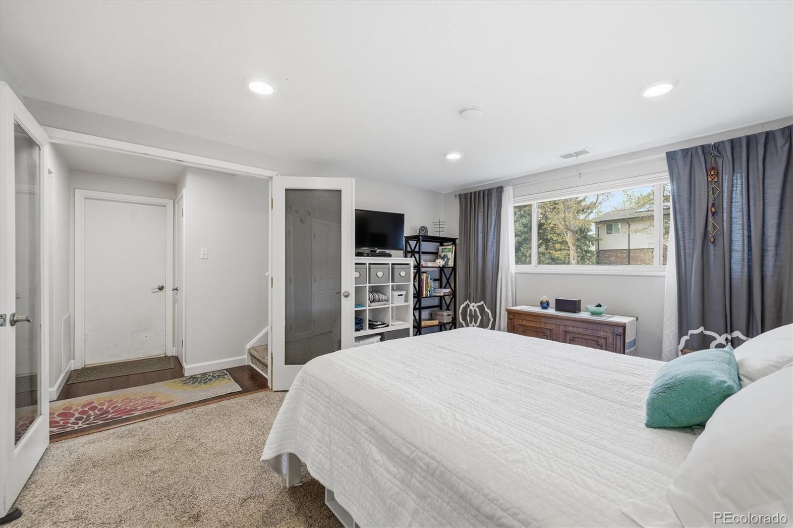MLS Image #33 for 8350 e princeton avenue,denver, Colorado