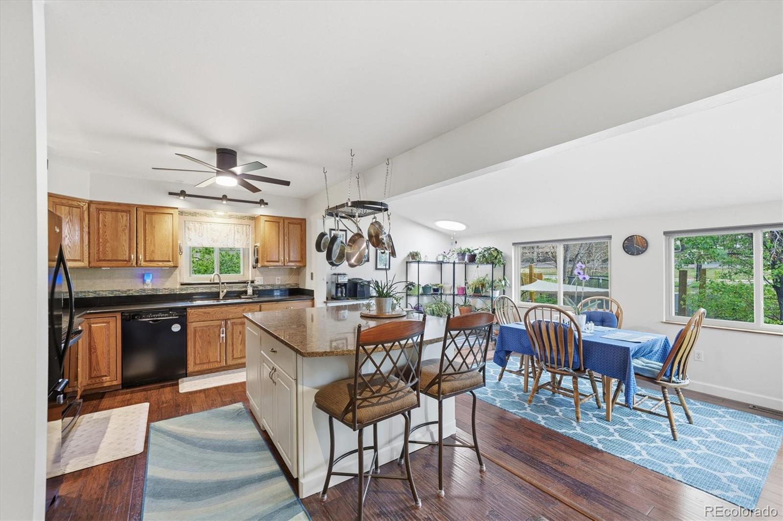 MLS Image #4 for 8350 e princeton avenue,denver, Colorado