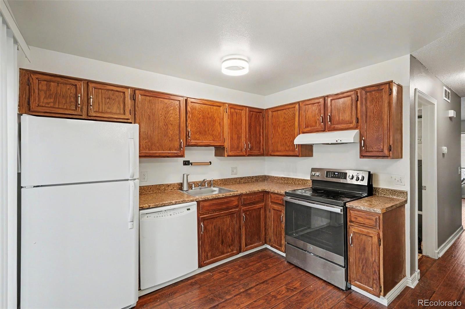 MLS Image #10 for 17643 e loyola drive,aurora, Colorado