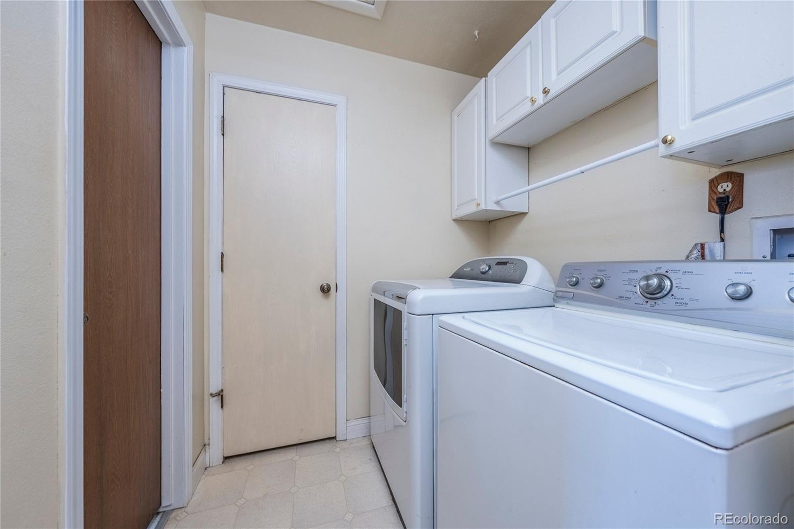MLS Image #18 for 4790 s quintero circle,aurora, Colorado