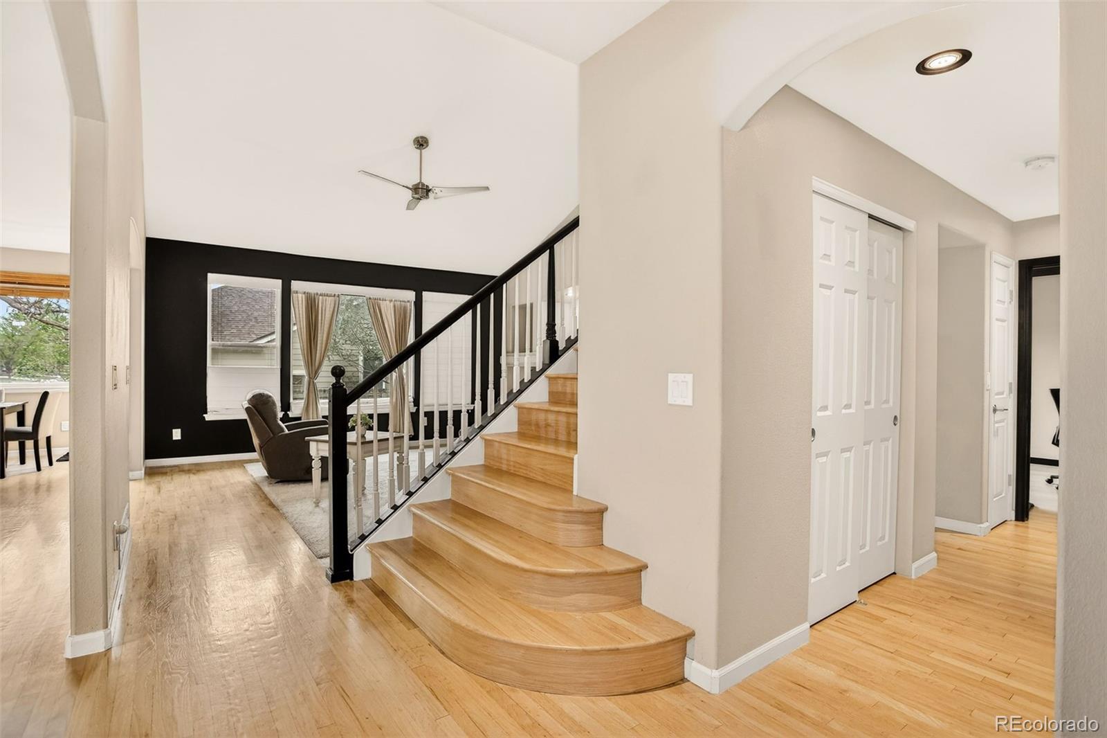 MLS Image #10 for 9108 w vandeventor drive,littleton, Colorado
