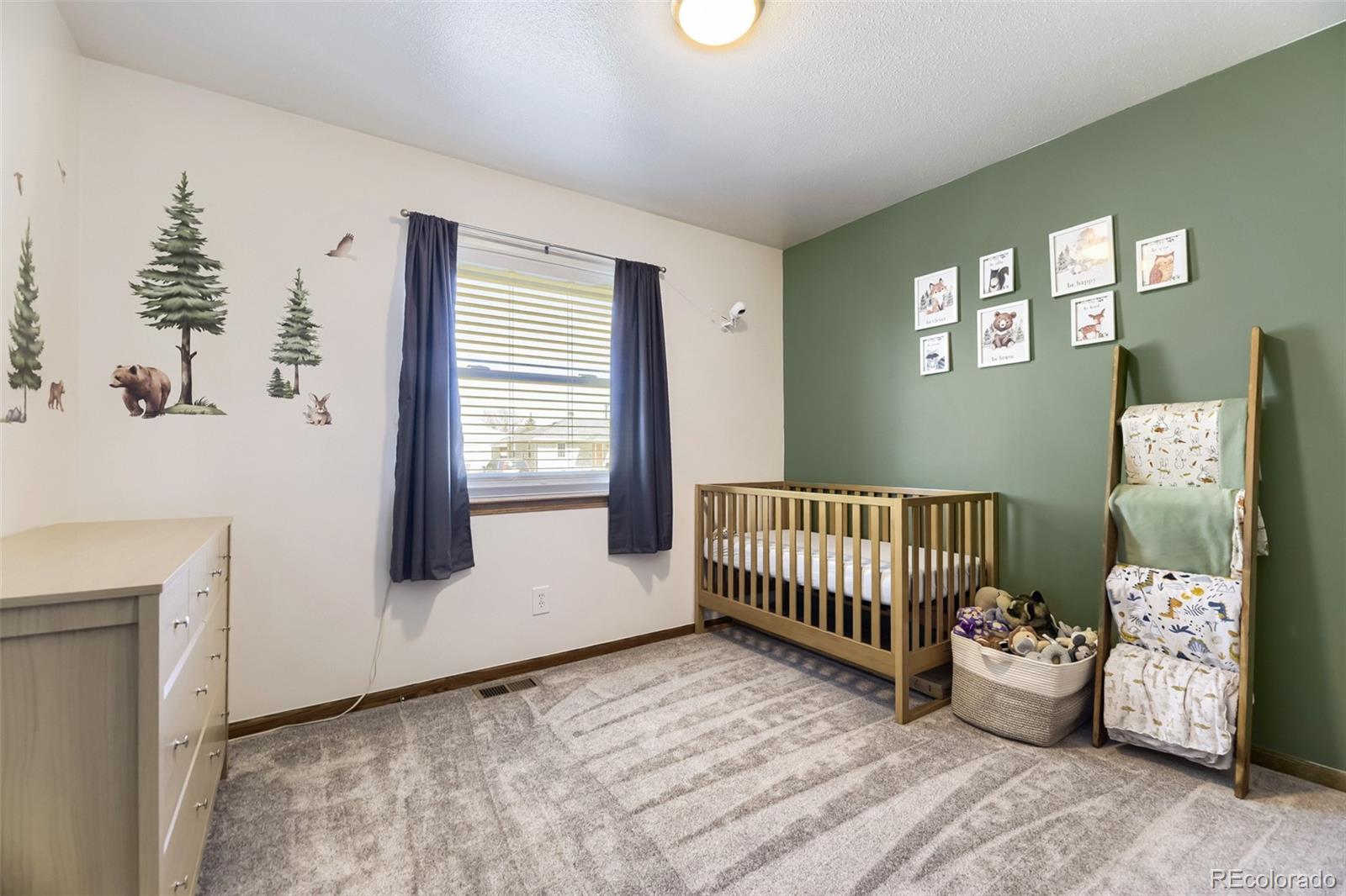 MLS Image #15 for 1853  burton street,strasburg, Colorado
