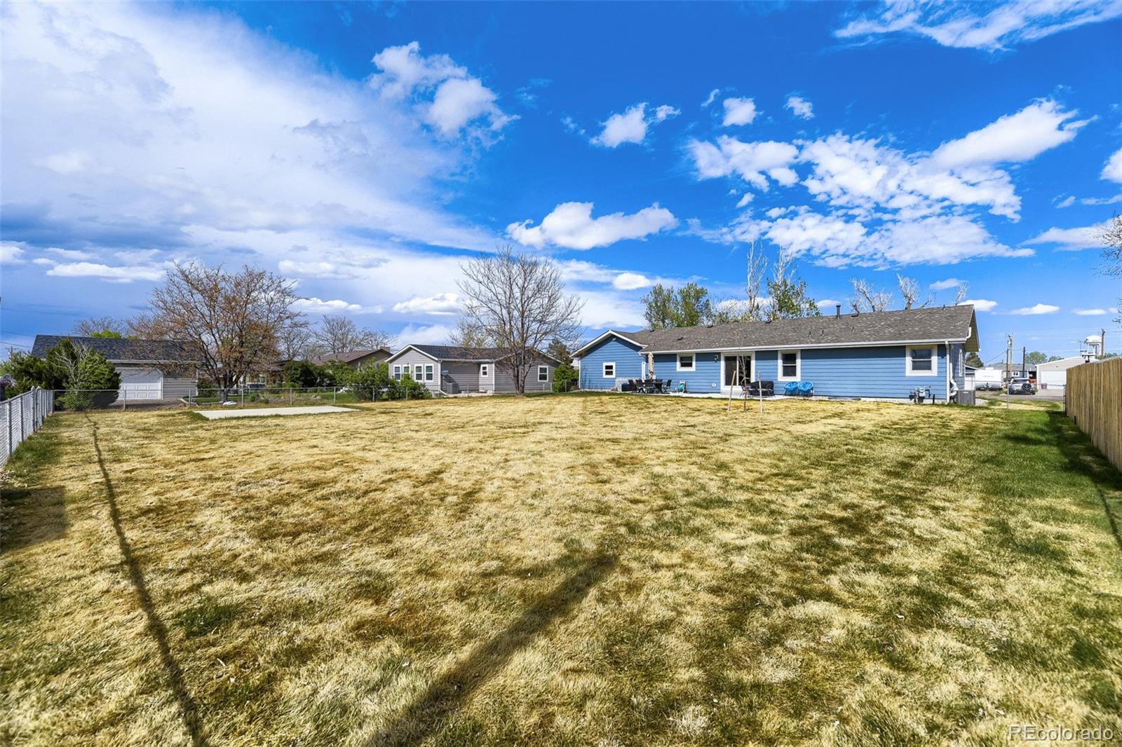 MLS Image #26 for 1853  burton street,strasburg, Colorado