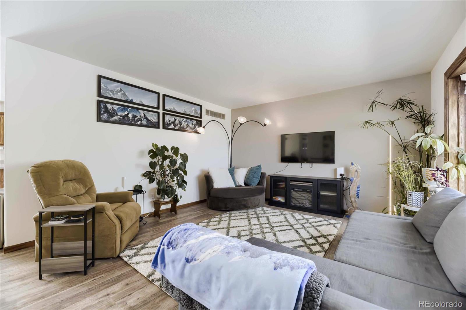 MLS Image #3 for 1853  burton street,strasburg, Colorado