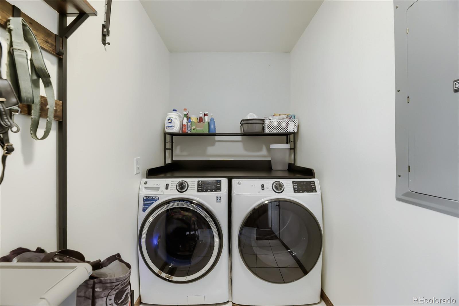 MLS Image #9 for 1853  burton street,strasburg, Colorado