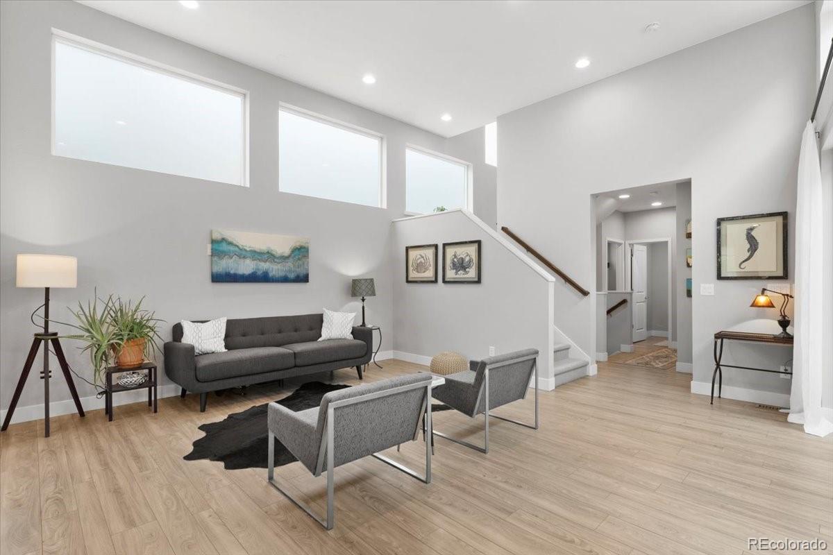 MLS Image #4 for 1570 w 67th avenue,denver, Colorado