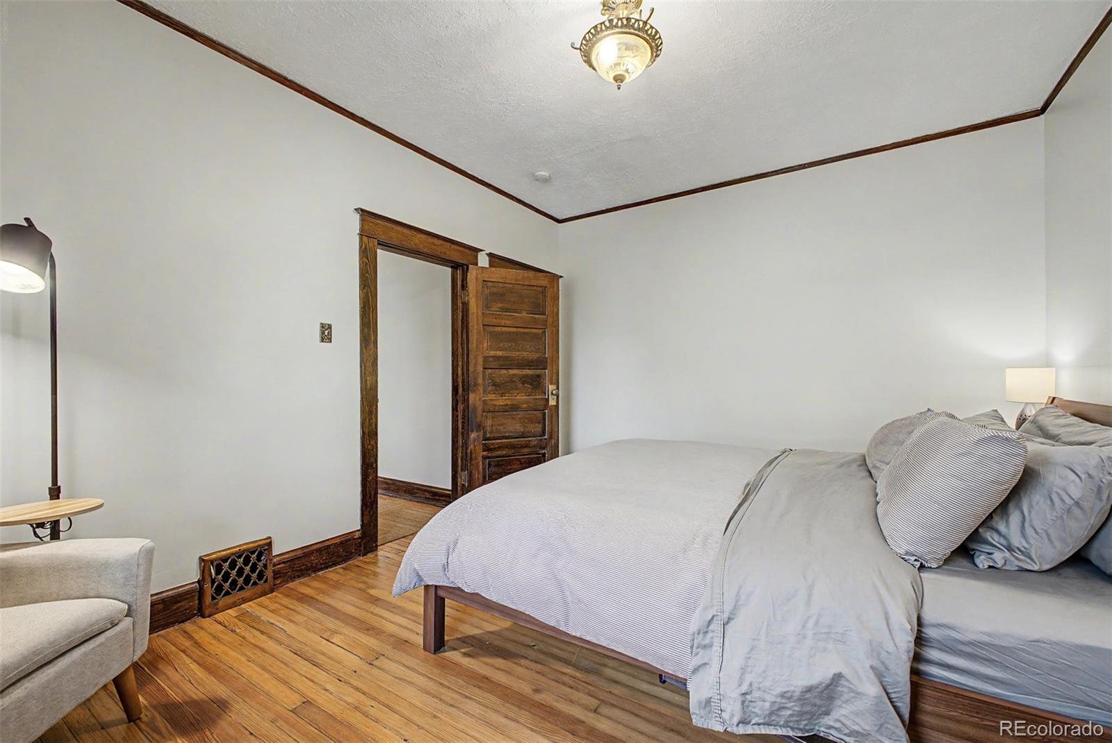MLS Image #13 for 2671  albion street,denver, Colorado