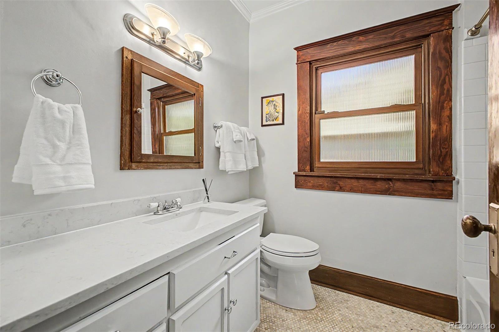 MLS Image #16 for 2671  albion street,denver, Colorado