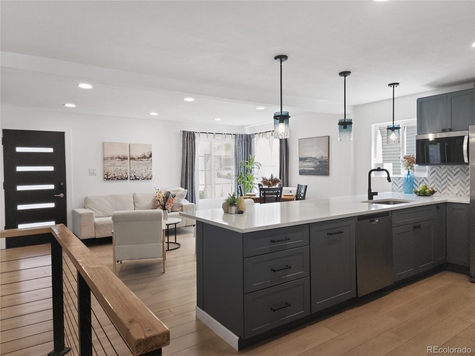 MLS Image #7 for 3227 s grape street,denver, Colorado