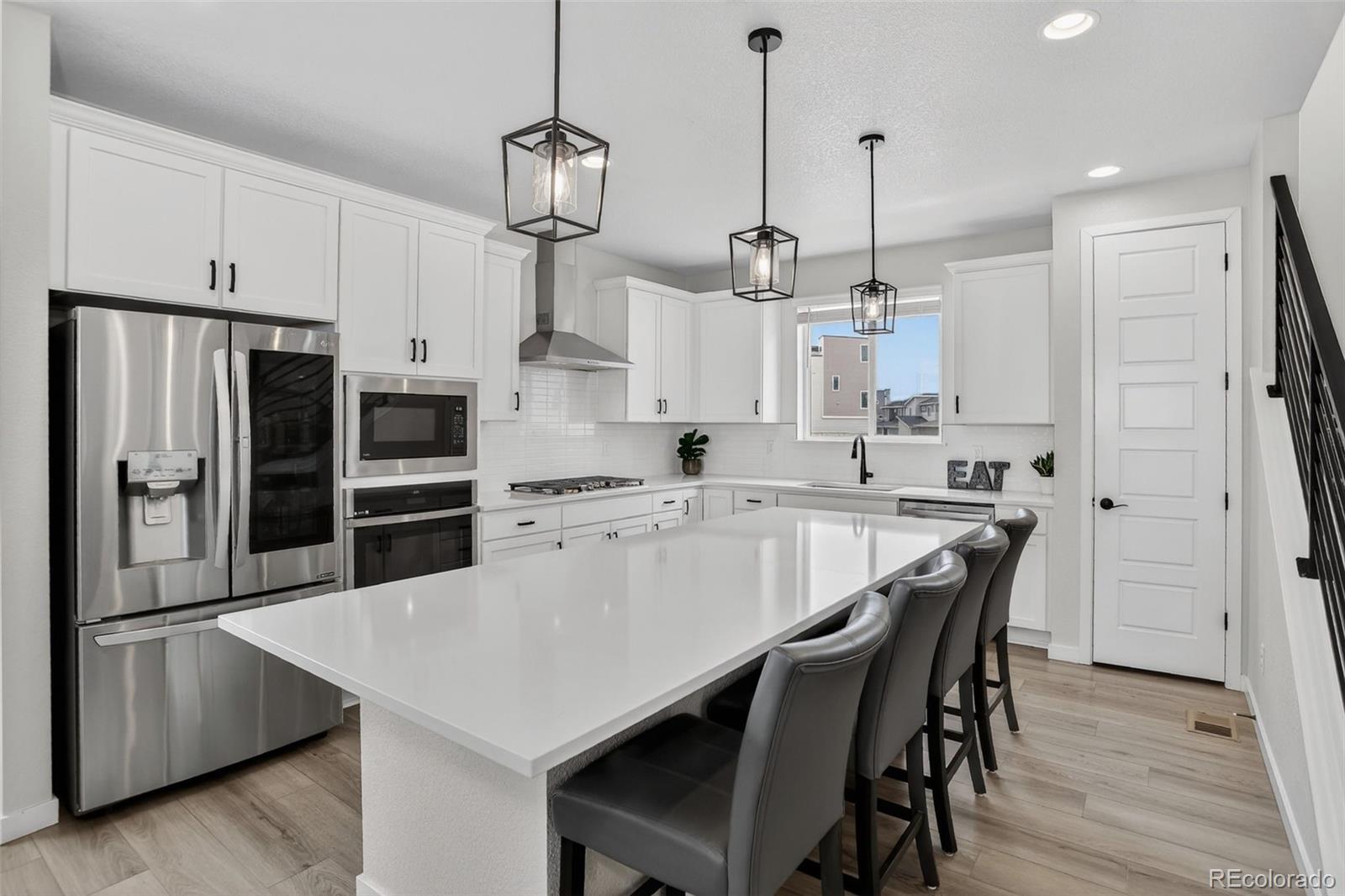 MLS Image #9 for 12361  farmview lane,thornton, Colorado
