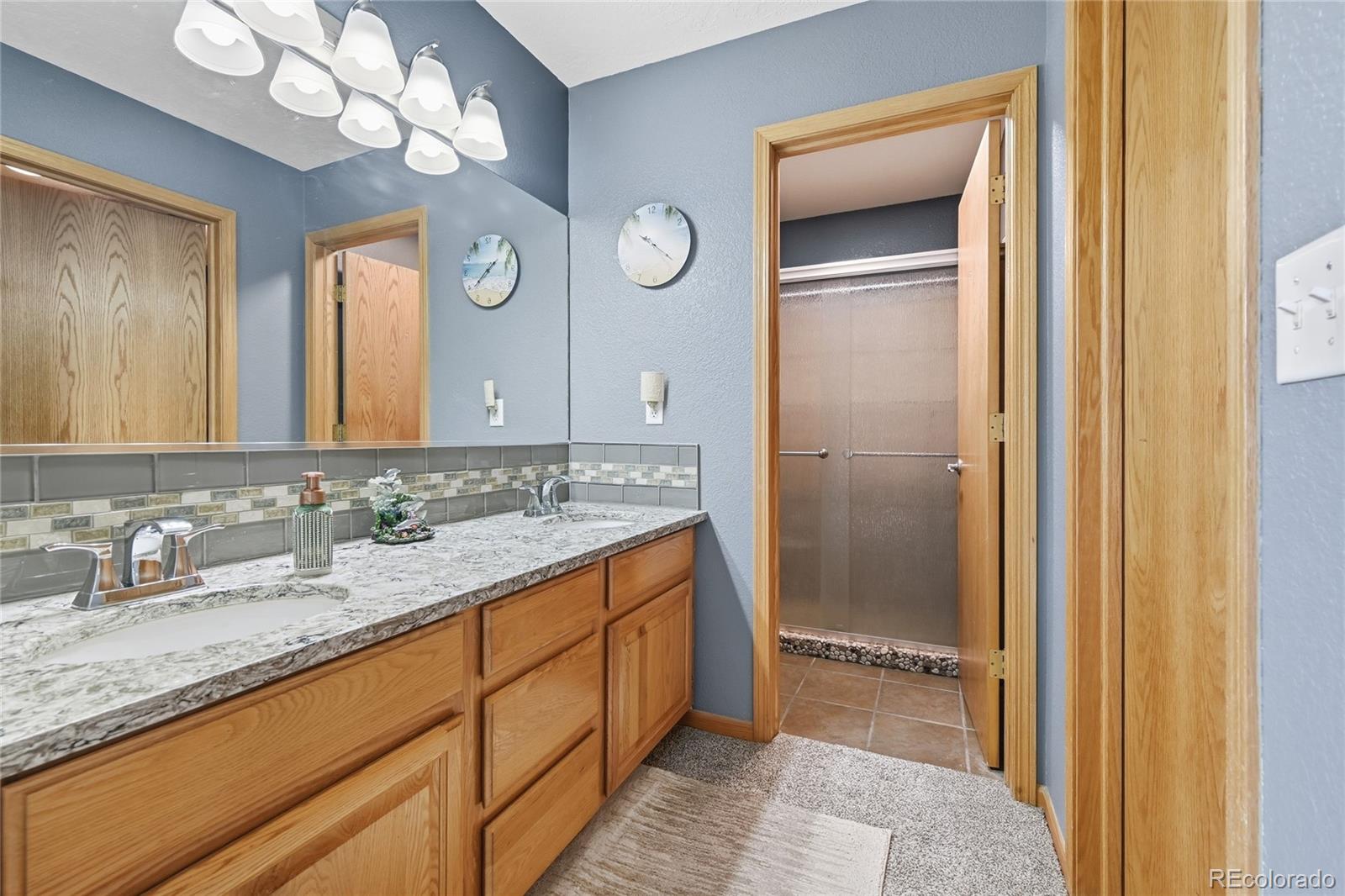 MLS Image #19 for 859 n 7th street,johnstown, Colorado
