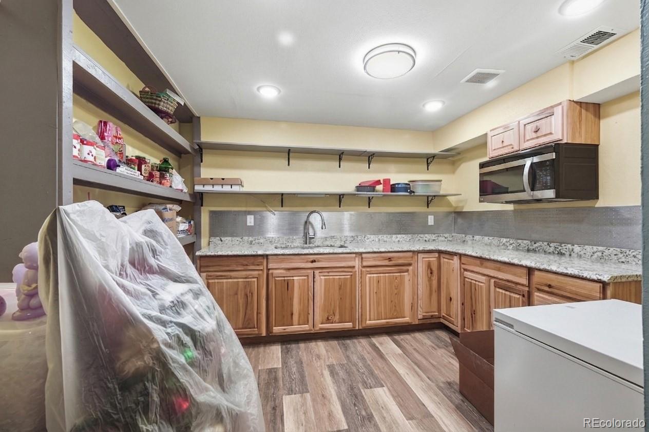 MLS Image #22 for 859 n 7th street,johnstown, Colorado